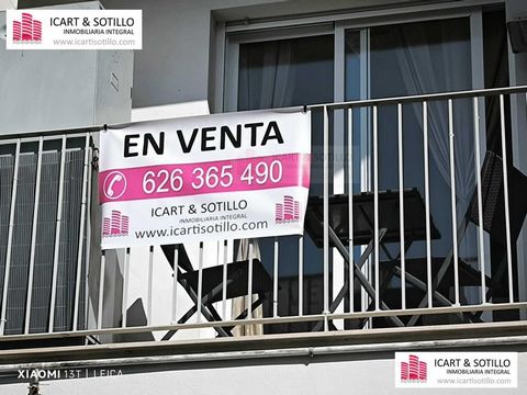 Apresentamos em Exclusiva, este lindo e charmoso apartamento, que está localizado em uma das entradas do Vinarôs, na Rua Pilar, dentro da área urbana, mas longe de multidões e barulho, tendo todos os serviços necessários a não mais de dez minutos a p...