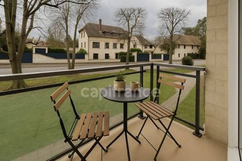 Situé face au Jardin des Plantes dans un quartier très prisé du centre ville de Caen, cet appartement lumineux de deux pièces vous séduira par son emplacement idéal. Cet appartement récemment rénové offre un salon lumineux avec balcon exposé Sud-Oues...