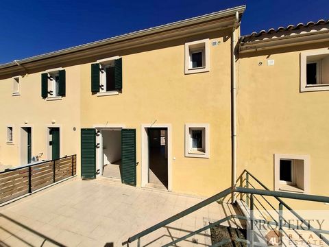 Maisonette for sale with a total area of ​​111 sq m in the area of ​​Kompitsi, 6 km from the city center. The property is on 2 levels and the layout per level is as follows: - Ground floor: living room, kitchen, WC, laundry room-storage room and acce...