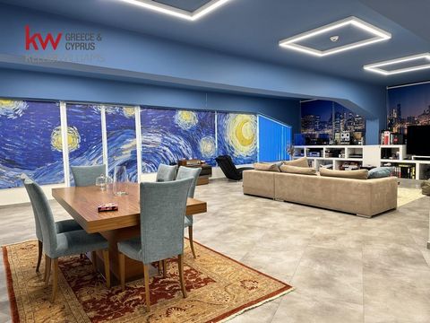 À venda exclusivamente em nosso escritório, um edifício comercial de 1620m² em Kallithea. São 5 subsolos de 330m², térreo 280m² 1º, 2º e 3º, 330m² cada e telhado de 20m² em um terraço privado de 330m² com vista para a Acrópole e o Observatório e muit...